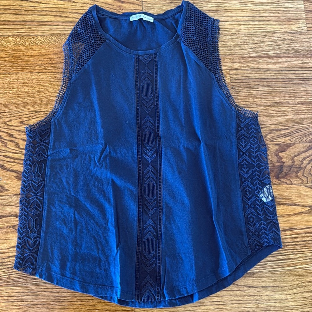 Zara woman’s Sz L blue lace inset sleeveless tank top